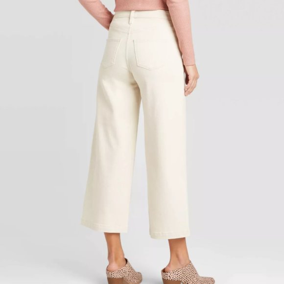 High-Rise Wide Leg Cropped Jeans - Picture 3 of 3